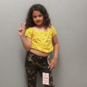 Meet your Posher, Dinisha